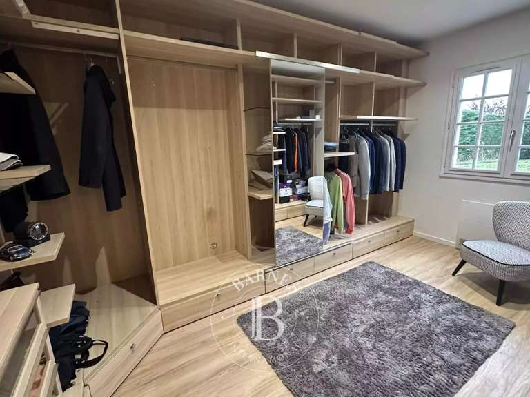 Villa Saint-Denis-en-Val - 6 chambres - 254m²