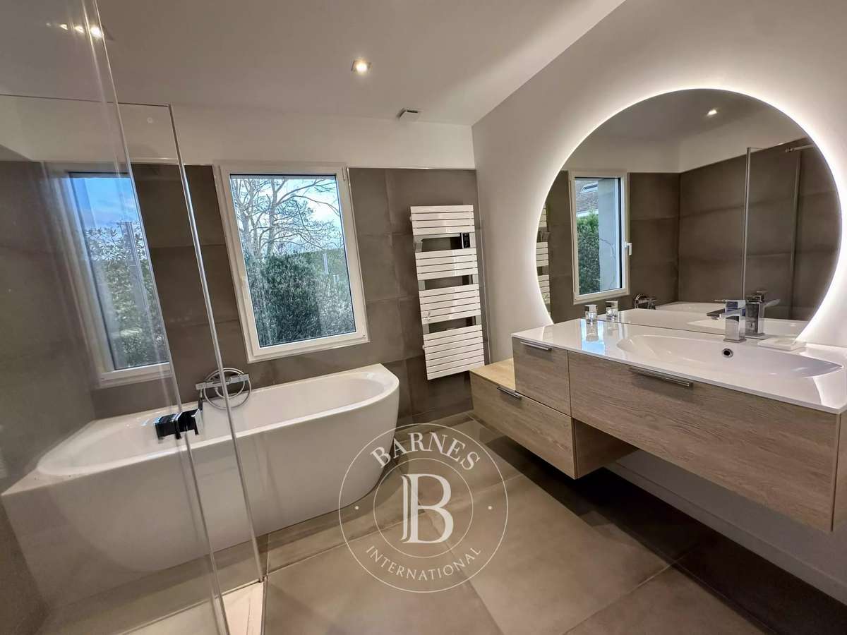 Villa Saint-Denis-en-Val