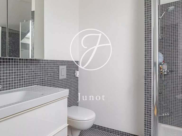 Maison Saint-Denis-sur-Loire - 400m²