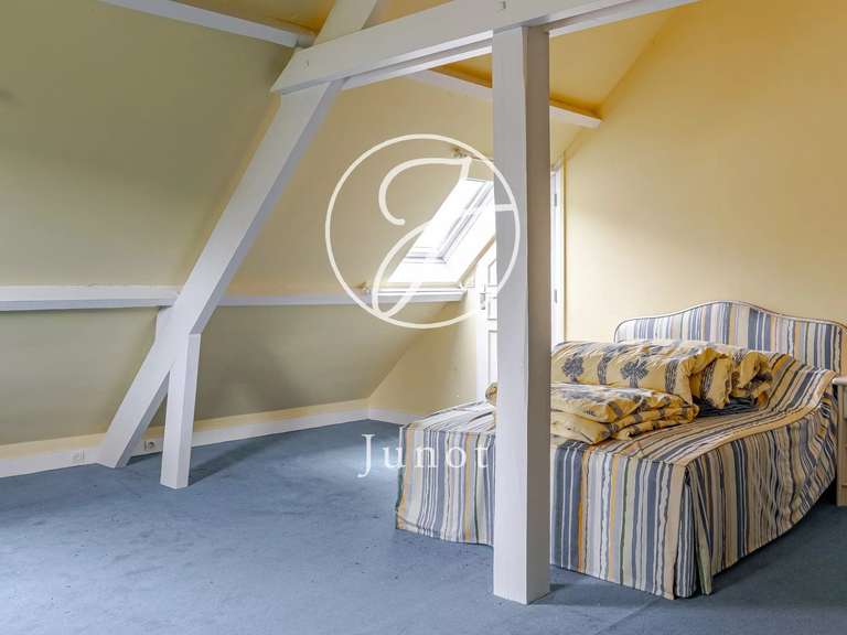 Maison Saint-Denis-sur-Loire - 400m²