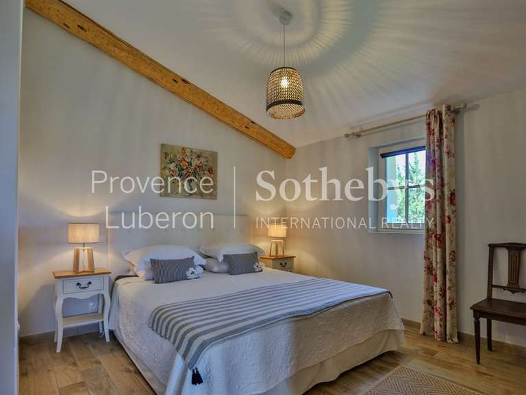 Maison Saint-Didier - 9 chambres - 490m²