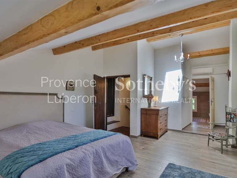 Maison Saint-Didier - 9 chambres - 490m²