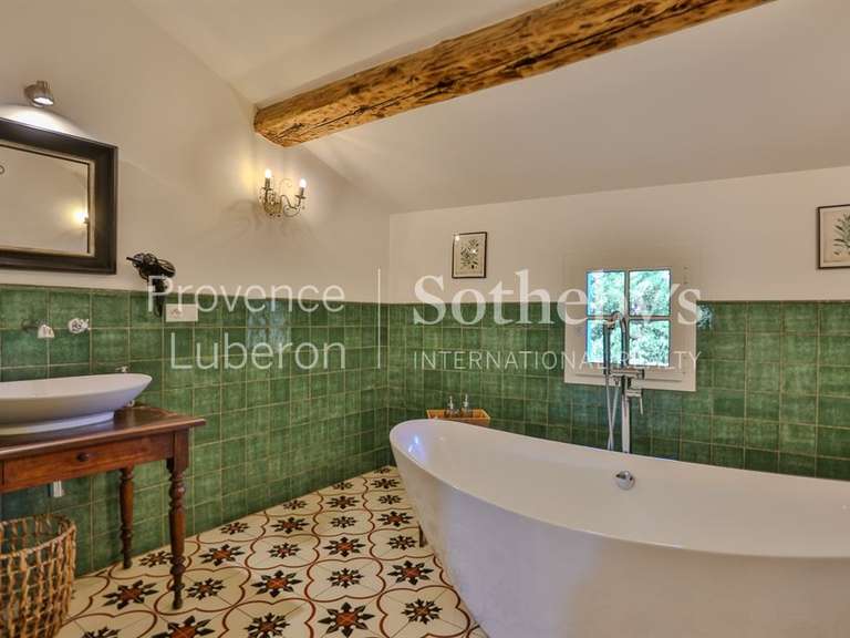 Maison Saint-Didier - 9 chambres - 490m²