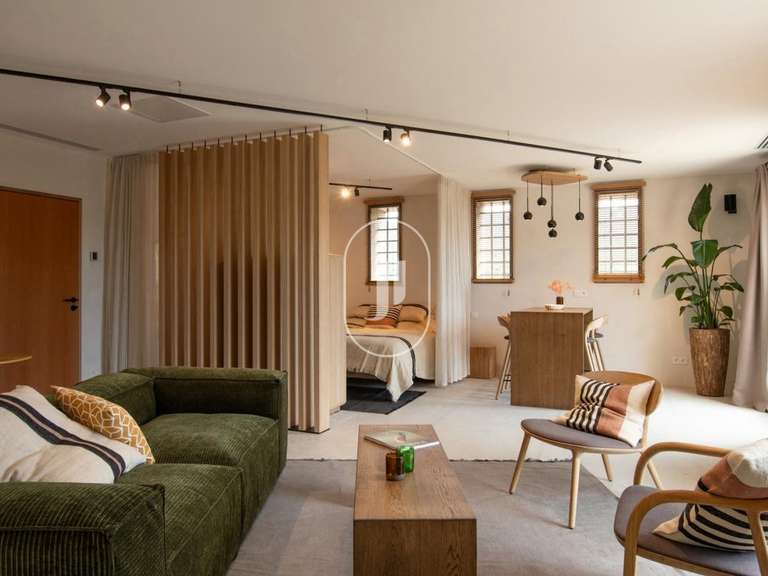 Maison Saint-Didier - 6 chambres - 305m²