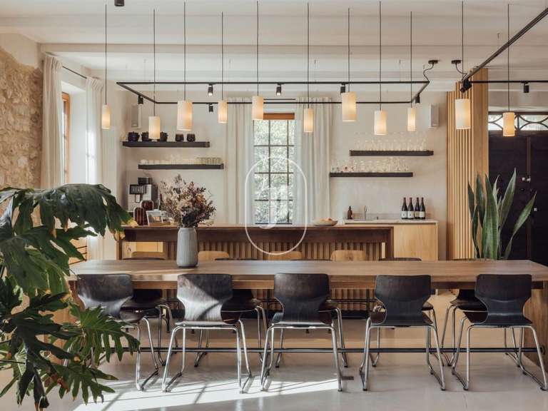 Maison Saint-Didier - 6 chambres - 305m²