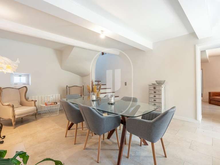 Maison Saint-Didier - 6 chambres - 316m²