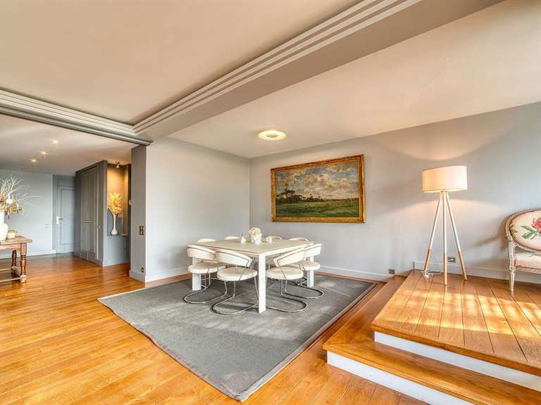 Appartement Saint-Didier-au-Mont-d'Or - 4 chambres - 202m²