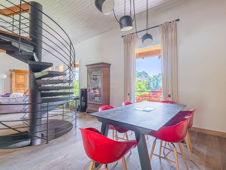 Maison Saint-Didier-au-Mont-d'Or - 5 chambres - 221m²