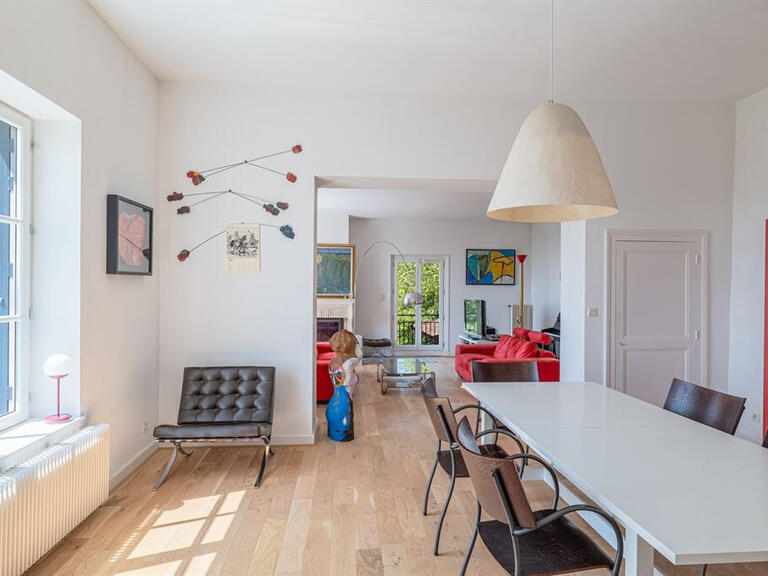 Maison Saint-Didier-au-Mont-d'Or - 4 chambres - 217m²