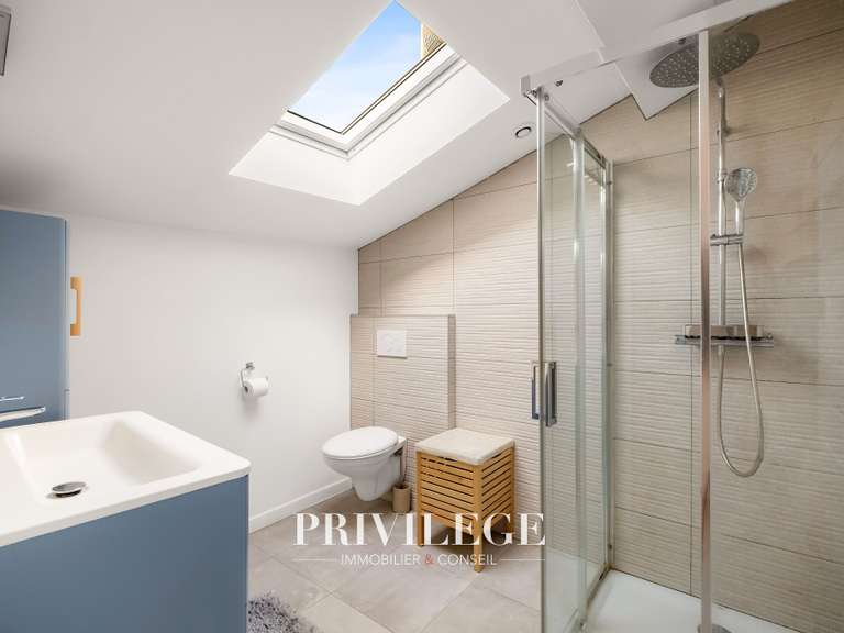 Maison Saint-Didier-au-Mont-d'Or - 5 chambres - 131m²