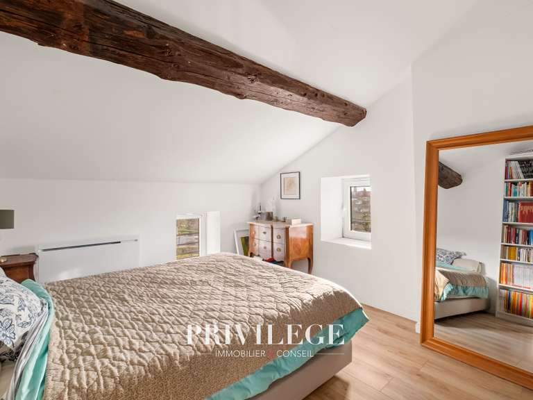 Maison Saint-Didier-au-Mont-d'Or - 5 chambres - 131m²