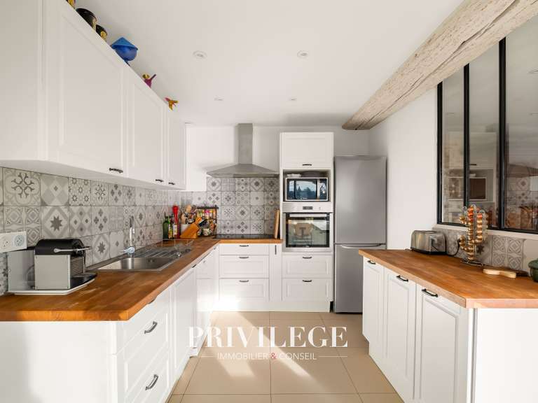 Maison Saint-Didier-au-Mont-d'Or - 5 chambres - 131m²