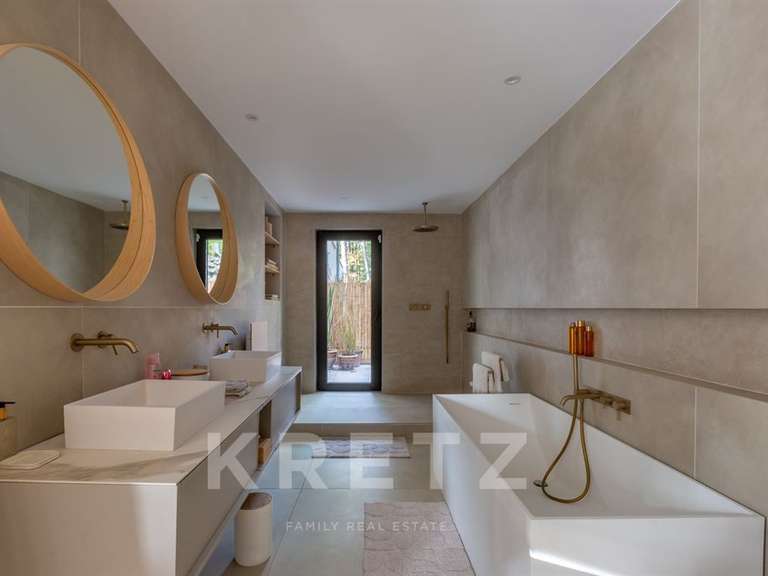 Maison Saint-Didier-au-Mont-d'Or - 5 chambres - 3940m²