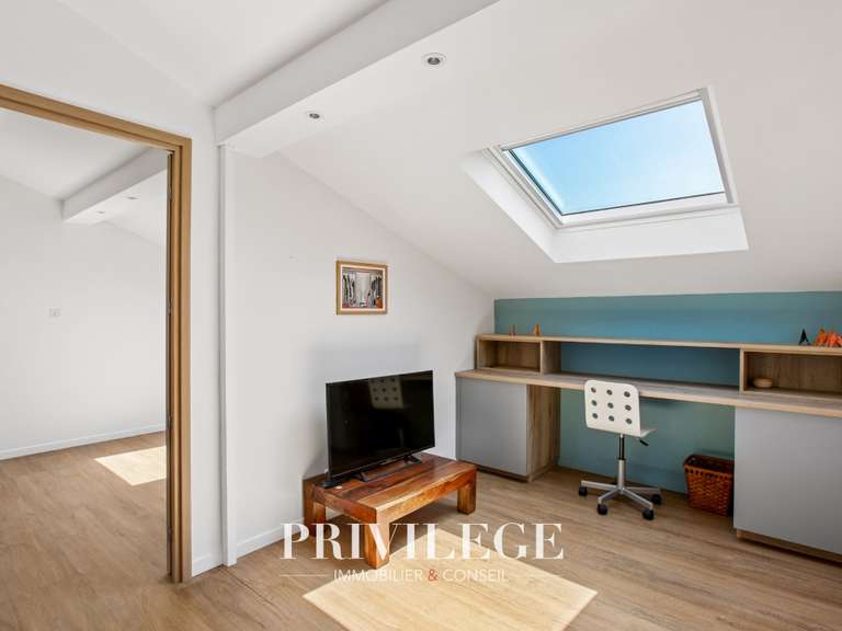Maison Saint-Didier-au-Mont-d'Or - 4 chambres - 133m²