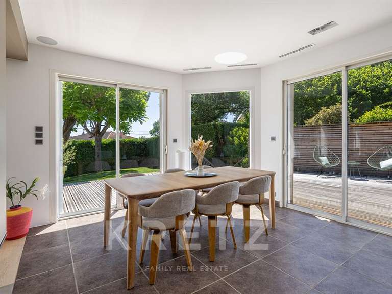 Maison Saint-Didier-au-Mont-d'Or - 5 chambres - 300m²