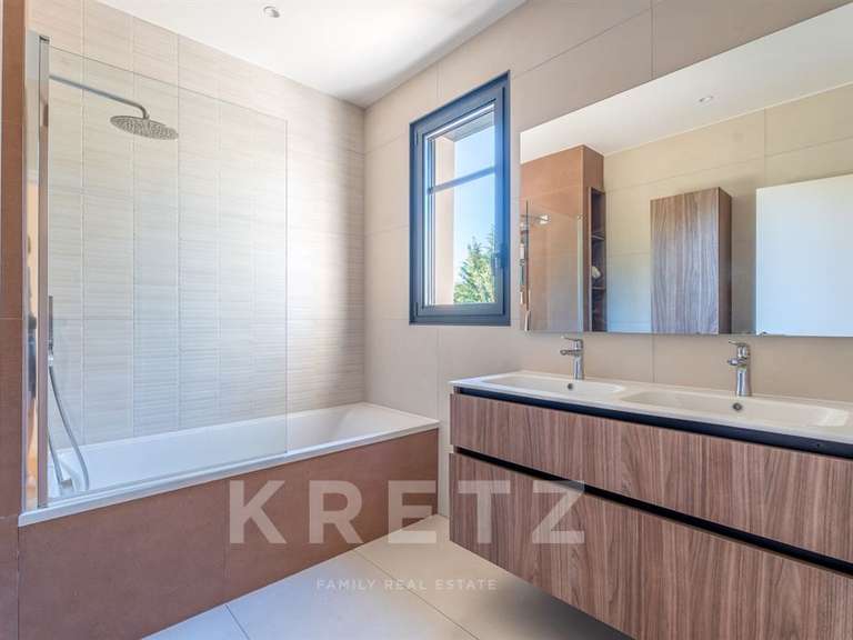 Maison Saint-Didier-au-Mont-d'Or - 5 chambres - 202m²