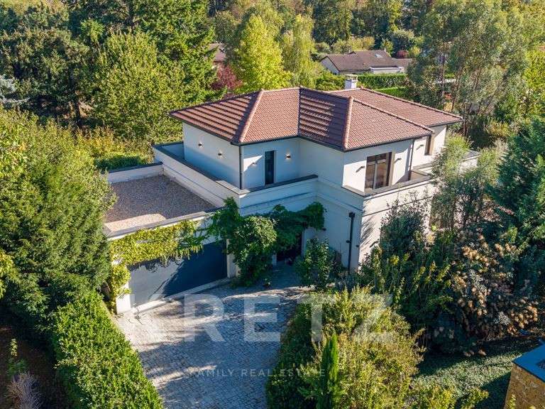 Maison Saint-Didier-au-Mont-d'Or - 5 chambres - 202m²