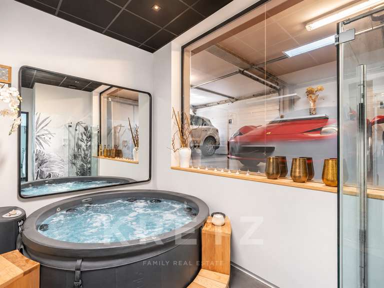 Maison Saint-Didier-au-Mont-d'Or - 4 chambres - 240m²
