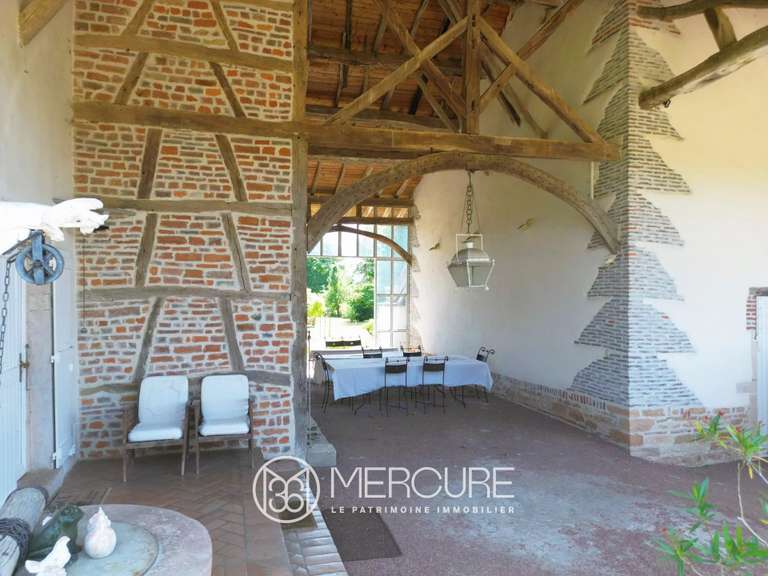 Maison Saint-Didier-d'Aussiat - 5 chambres - 537m²