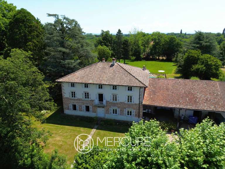 Maison Saint-Didier-d'Aussiat - 5 chambres - 537m²