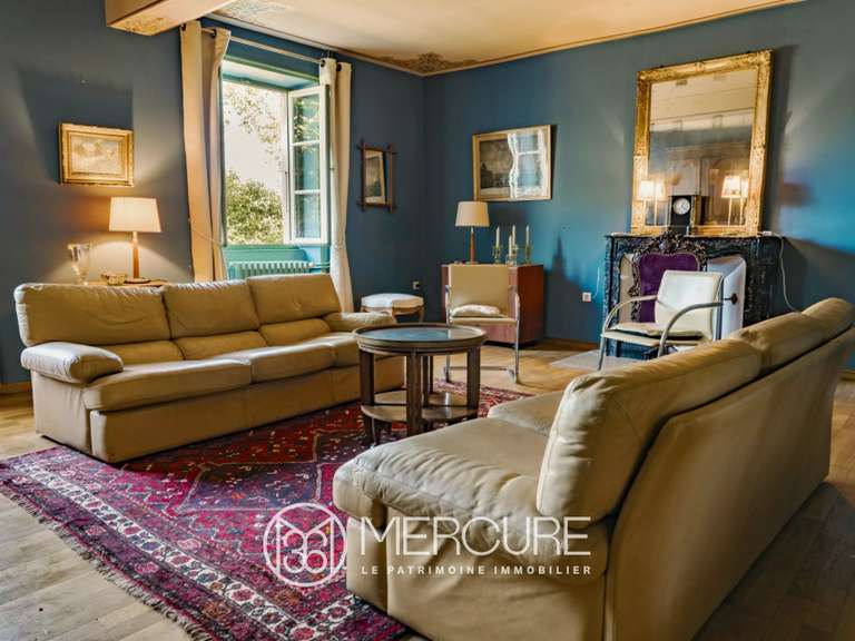 Maison Saint-Didier-d'Aussiat - 5 chambres - 537m²