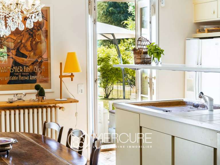 Maison Saint-Didier-d'Aussiat - 5 chambres - 537m²