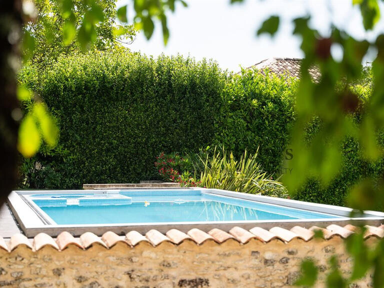 Maison Saint-Dizant-du-Gua - 5 chambres - 246m²