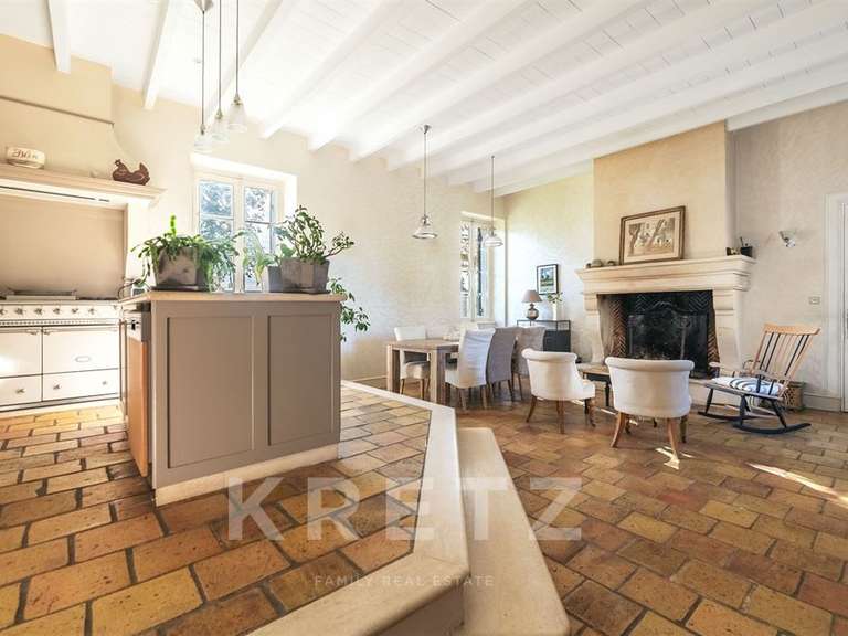 Château Saint-Émilion - 24 chambres - 1300m²