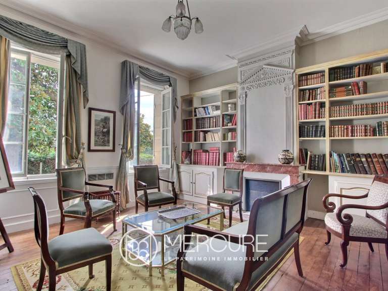 Château Saint-Émilion - 11 chambres - 700m²