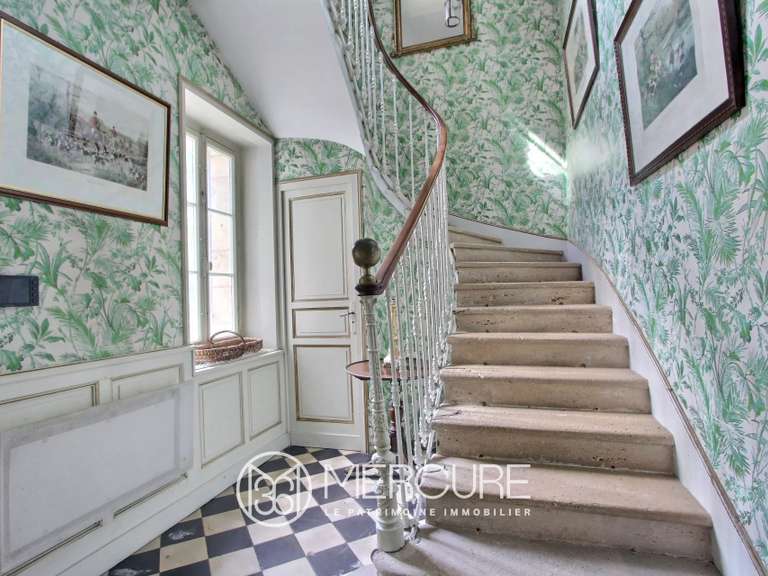 Château Saint-Émilion - 11 chambres - 700m²