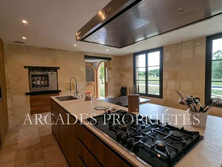 Propriété Saint-Émilion - 8 chambres - 723m²