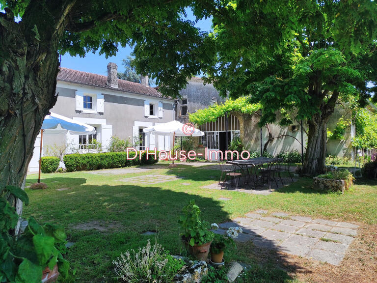 Villa Saint-Émilion - 11 bedrooms - 600m²
