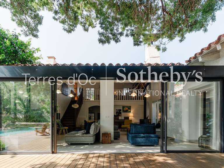 Maison Saint-Estève - 6 chambres - 226m²