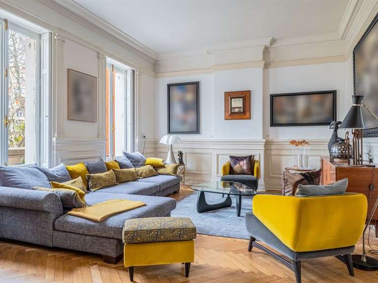 Appartement Saint-Étienne - 5 chambres - 544m²