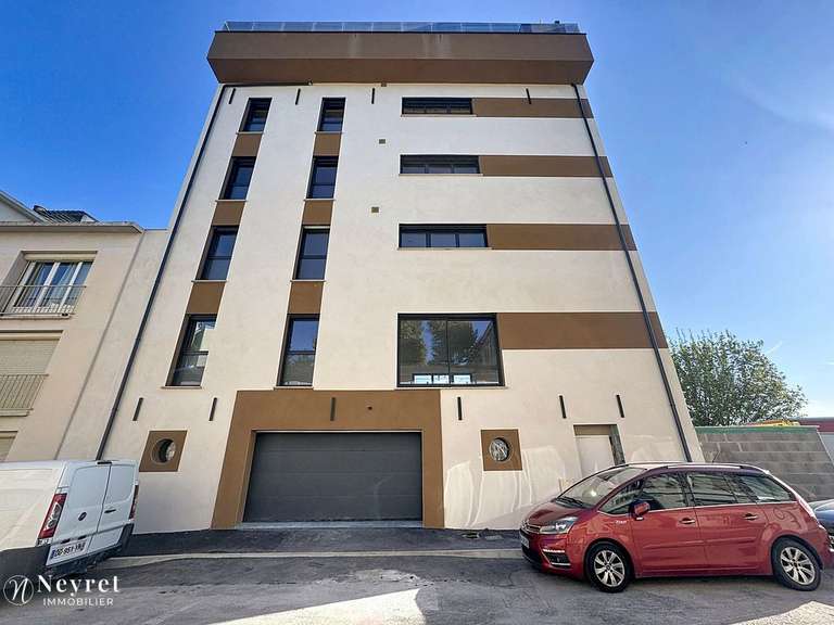 Appartement Saint-Étienne - 3 chambres - 253m²