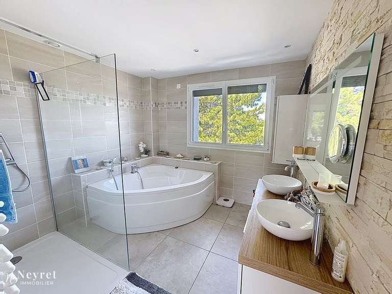 Maison Saint-Étienne - 6 chambres - 255m²