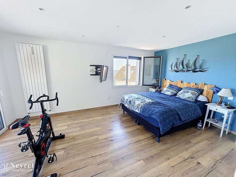 Maison Saint-Étienne - 6 chambres - 255m²