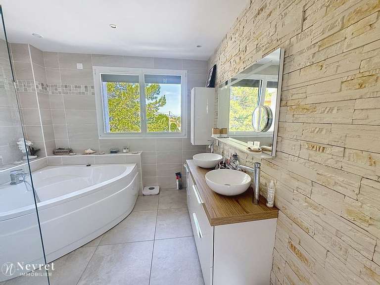 Maison Saint-Étienne - 6 chambres - 255m²