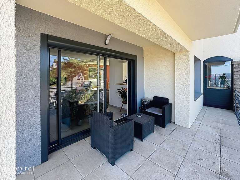 Maison Saint-Étienne - 6 chambres - 255m²