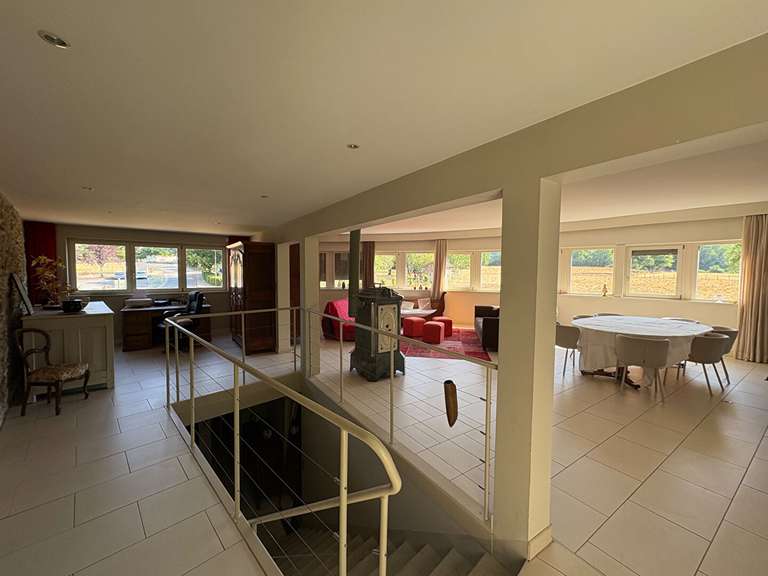 Maison Saint-Étienne-de-Maurs - 4 chambres - 243m²