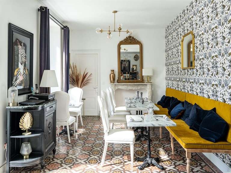 Château Saint-Étienne-de-Saint-Geoirs - 14 chambres - 1200m²