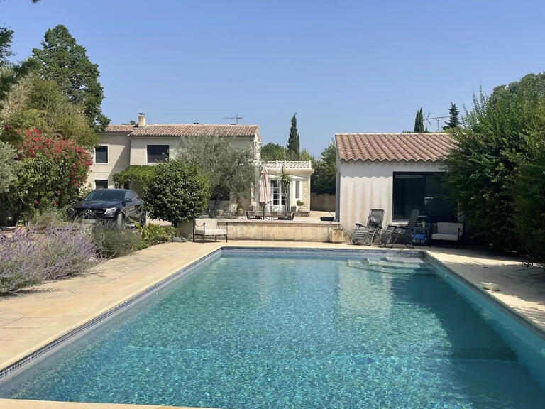 Sale House Saint-Étienne-du-Grès - 4 bedrooms