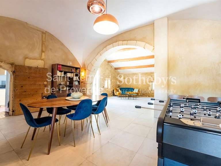 Maison Saint-Étienne-du-Grès - 9 chambres - 495m²