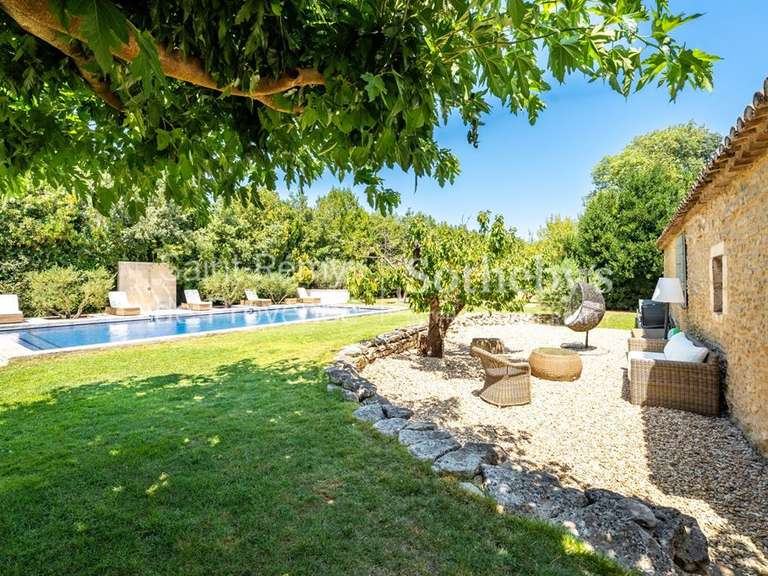 Maison Saint-Étienne-du-Grès - 9 chambres - 495m²