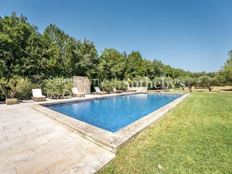 Maison Saint-Étienne-du-Grès - 9 chambres - 495m²