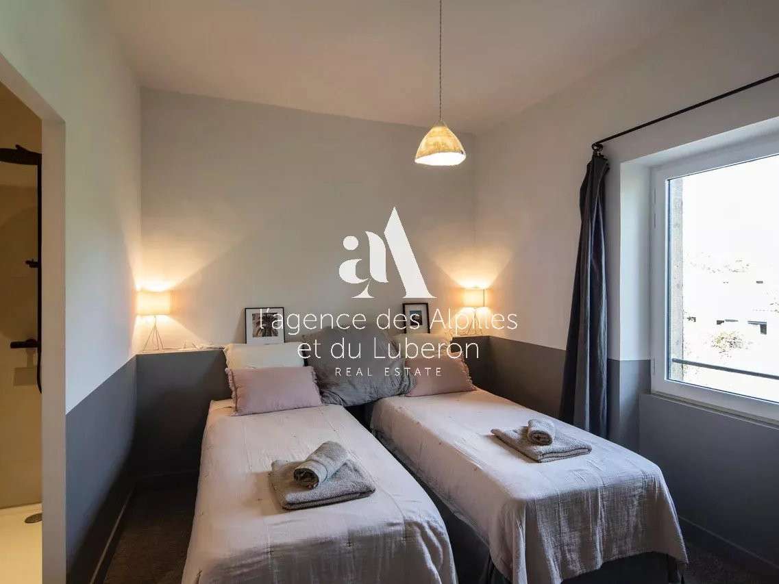 House Saint-Étienne-du-Grès