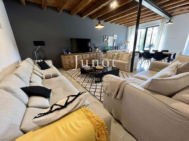 Maison Saint-Étienne-du-Grès - 4 chambres - 2000m²