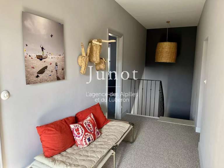 Maison Saint-Étienne-du-Grès - 4 chambres - 2000m²