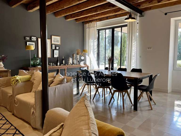 Maison Saint-Étienne-du-Grès - 4 chambres - 2000m²