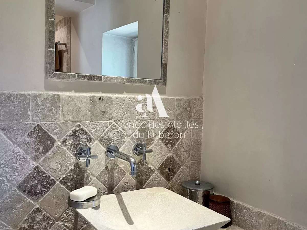 House Saint-Étienne-du-Grès